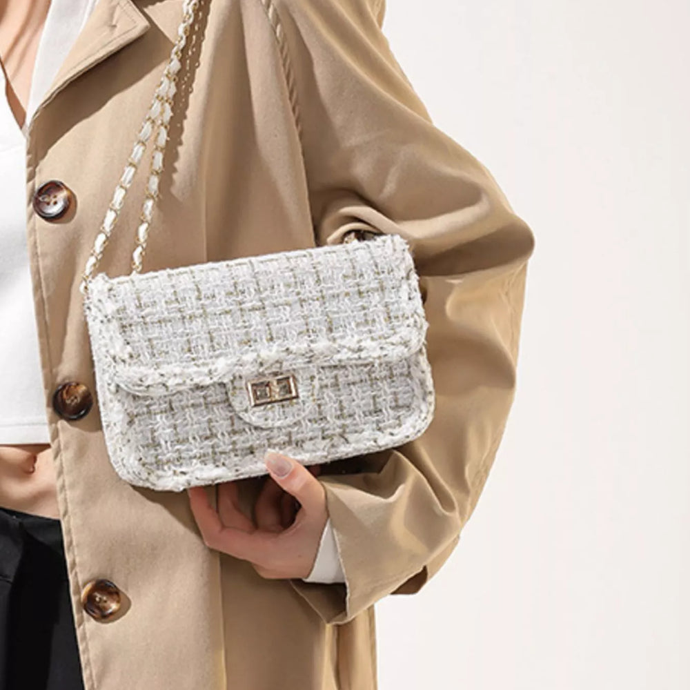 
                  
                    858d2ad8-a3ea-4a67-99c8-1ca0316447d6-Max-Origin
                  
                