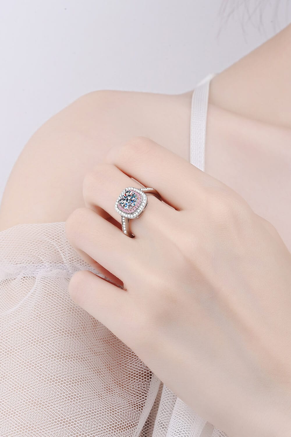 Need You Now Moissanite Ring unique kulutre designer fashion accessories  ring